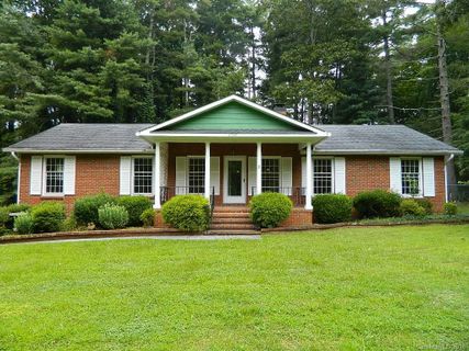 1717 Bluebird Drive