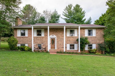128 Camelot Drive sold home in Camelot, Clyde, NC