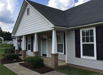 1525 Long Paw Lane