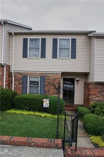 2705 N Center Street 55