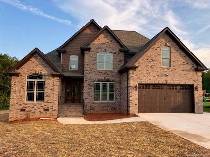 5147 Meadow Park Lane sold home in Abernethy Park, Hickory, NC