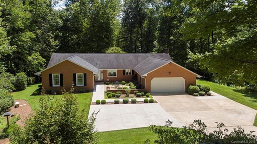 439 Cardinal Drive