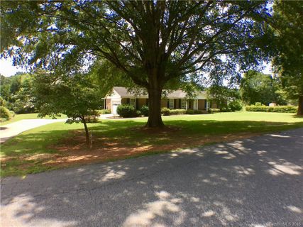 331 Queens Drive
