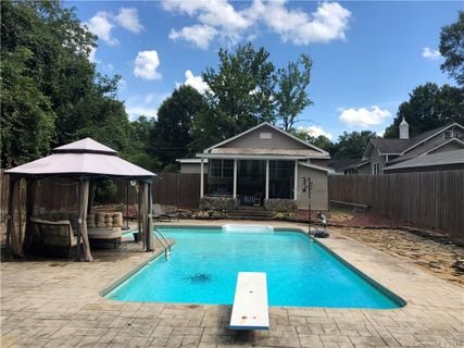 Previously sold for $158,000