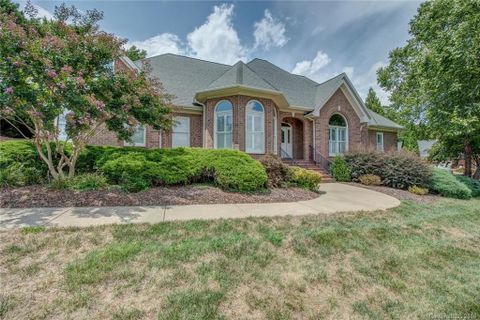 320 Cross Creek Drive