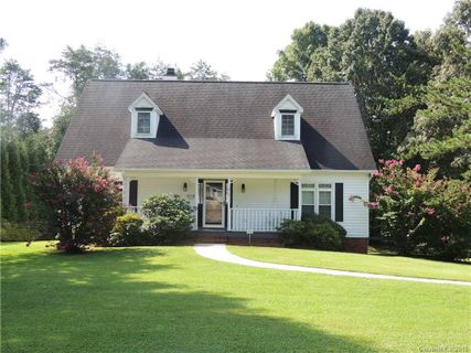 210 Huntingdon Road 43 sold home in Woodcreek, Lexington, NC