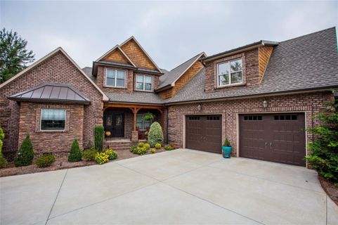 1522 Kensington Park Court sold home in ABERNETHY PARK, Hickory, NC
