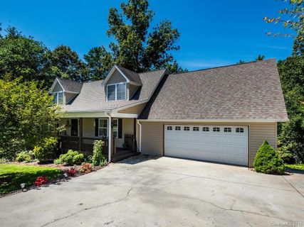 221 Scenic Ridge Drive