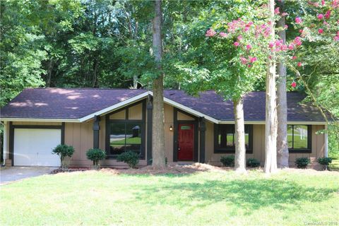 220 Paradise Drive