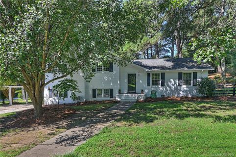 540 Dogwood Street