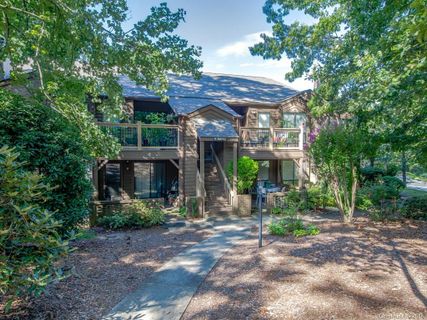 11 Ravencroft Lane