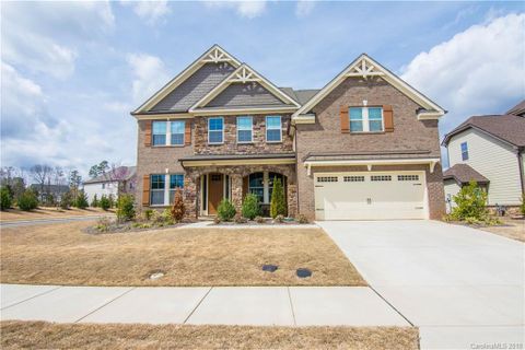 301 Somerled Way 88