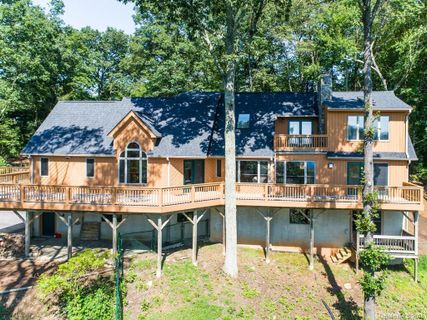 155 Pinkerton Corner