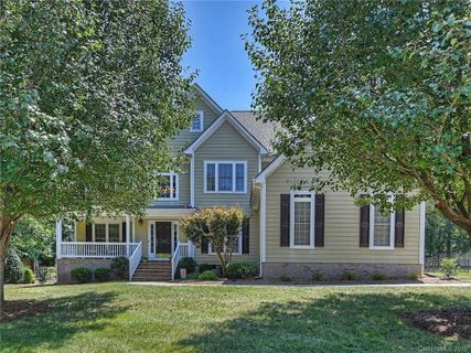 107 Huntfield Way