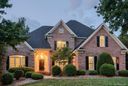 8734 Oakthorpe Drive sold home in Charlotte, SC