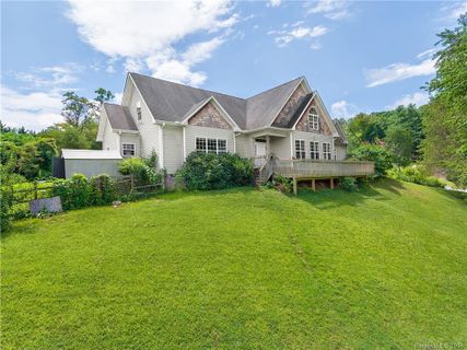 139 S Willowbrook Drive 42 sold home in Willowbrook, Asheville, NC