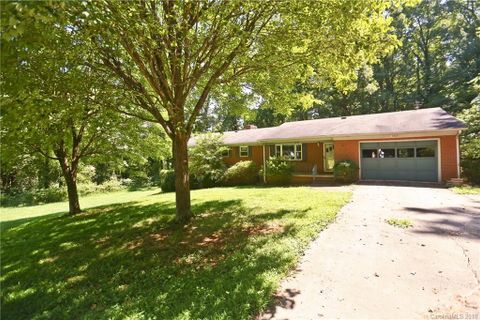 1004 Terrace Drive