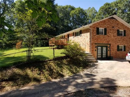 Previously sold for $160,000
