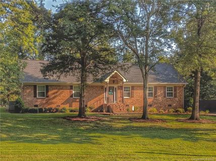 1018 Folger Drive sold home in Griffith Park, Monroe, NC