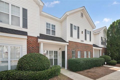 6326 Mallard View Lane