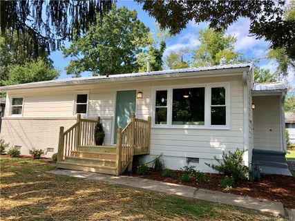 8 Grant Avenue