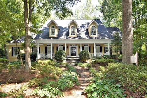 7040 Stirrup Court sold home in Providence Woods South, Matthews, NC