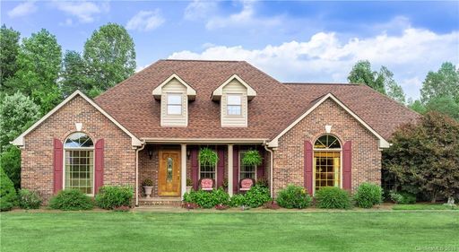 263 Seven Springs Loop