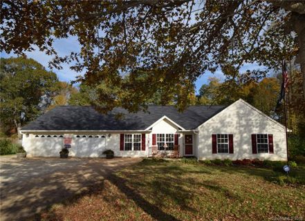3742 Ashland Drive