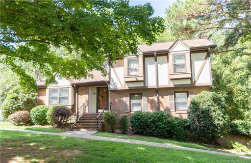 8028 Nathanael Greene Lane