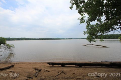 75 75a Lake View Pass 75 &75A