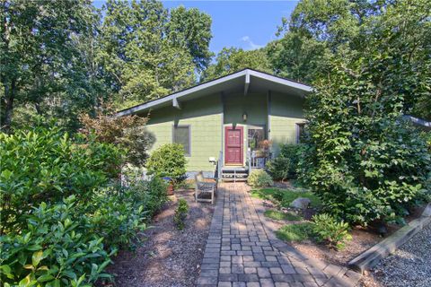60 Walnut Lane 82