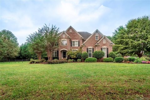 176 West Paces Road sold home in Westview, Mooresville, NC