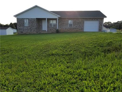 4685 Deal Road sold home in B and J Meadows, Claremont, NC