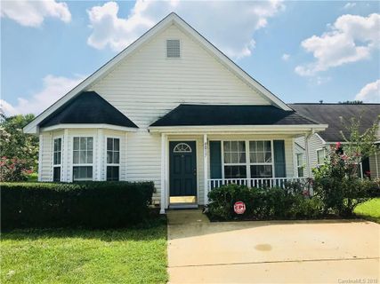 4017 Tuckers Glen Lane sold home in Stewarts Glen, Charlotte, NC
