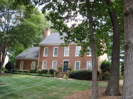 3328 Lincoln Lane