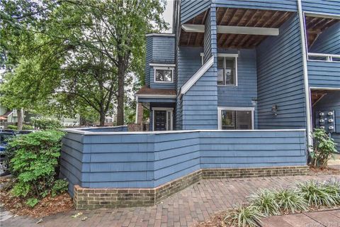 423 W 8th Street 74 sold home in Springfield Square, Charlotte, NC