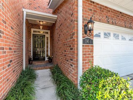 144 Villa Lake Drive