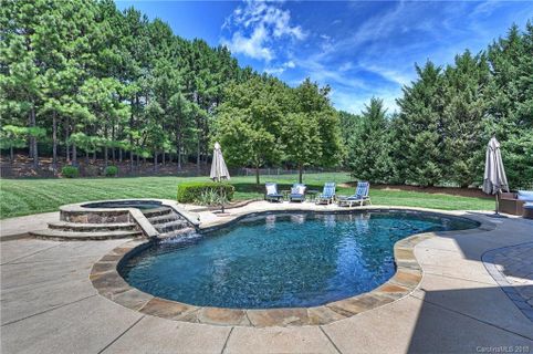 Previously sold for $975,000