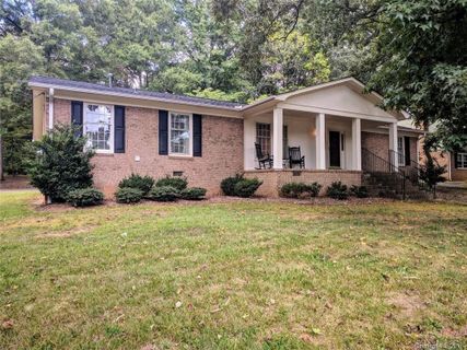 877 Ragin Lane