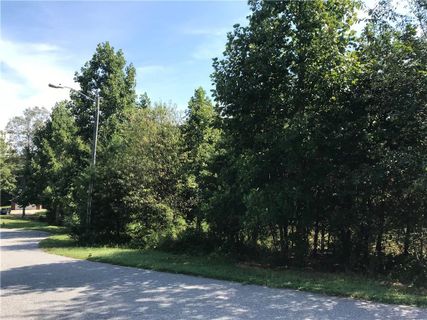 4866 32nd Street Lane