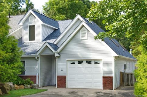 29 Village Parkway