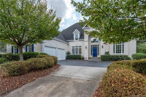 4121 Blaydes Court sold home in Blantyre, Charlotte, NC