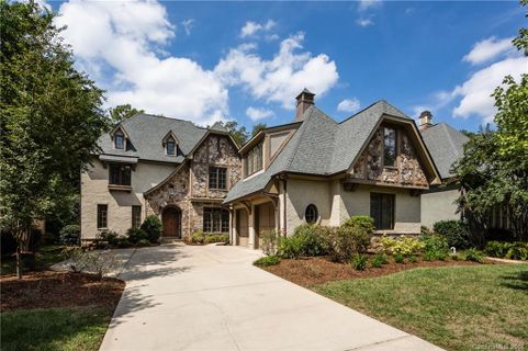 3868 Sedgewood Circle sold home in Wendover Hills, Charlotte, NC