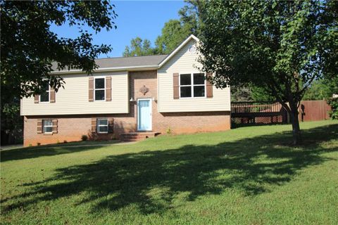 2503 Sutton Street sold home in Sutton Place, Lenoir, NC