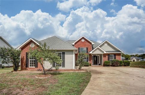 105 Lenox Lane sold home in Melrose Place, Monroe, NC