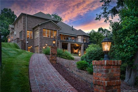 153 Fox Hunt Drive