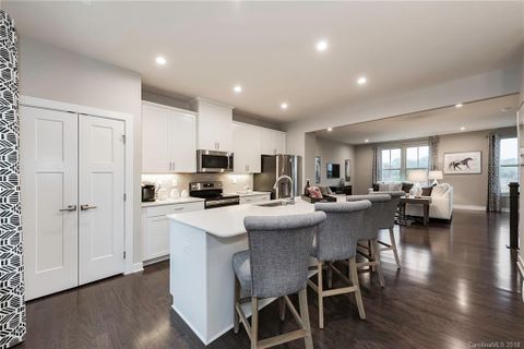 Previously sold for $299,519