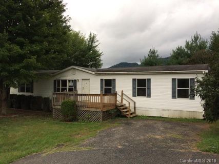 76 Rhodes Street sold home in Creekview, Clyde, NC