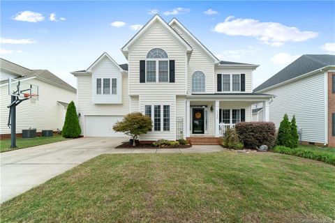17335 Knoxwood Drive sold home in Hampton Ridge II, Huntersville, NC