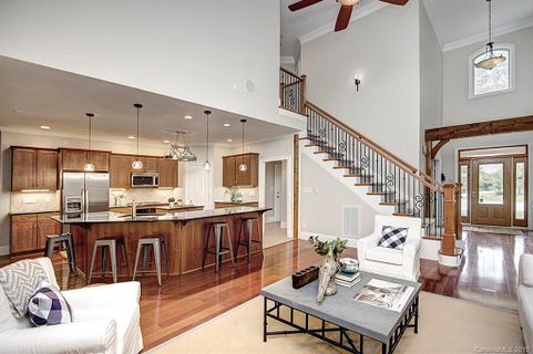6914 Birdsong Lane